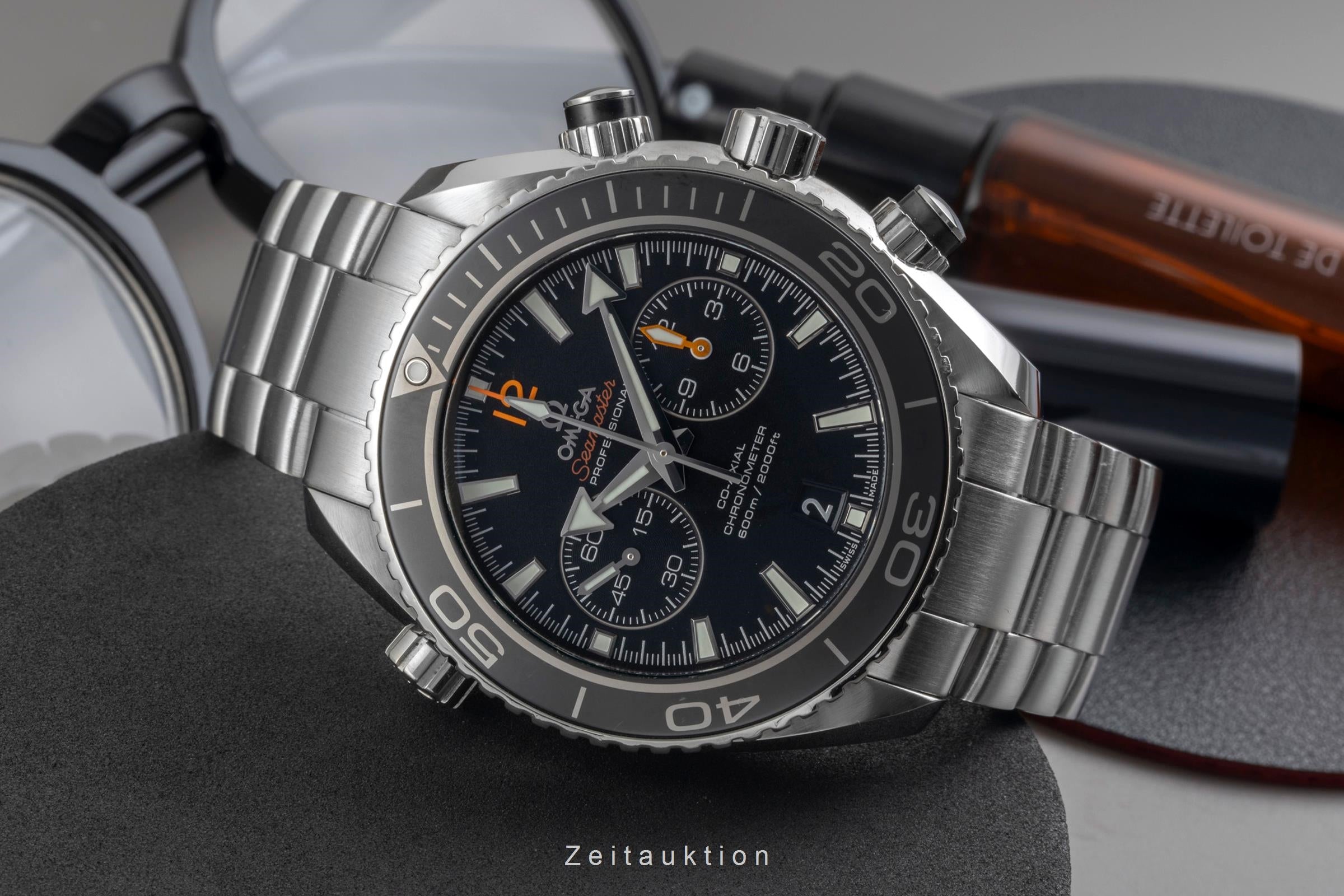 Omega Seamaster Planet Ocean Chronograph Ref. 232.30.46.51.01.003 B&P 2015 [2605198]