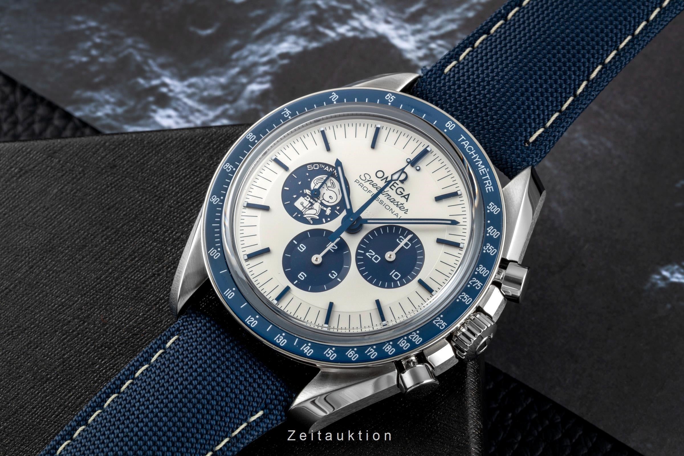 Omega Speedmaster Moonwatch "Silver Snoopy Award" 310.32.42.50.02.001 B&P 2021 [2605259]