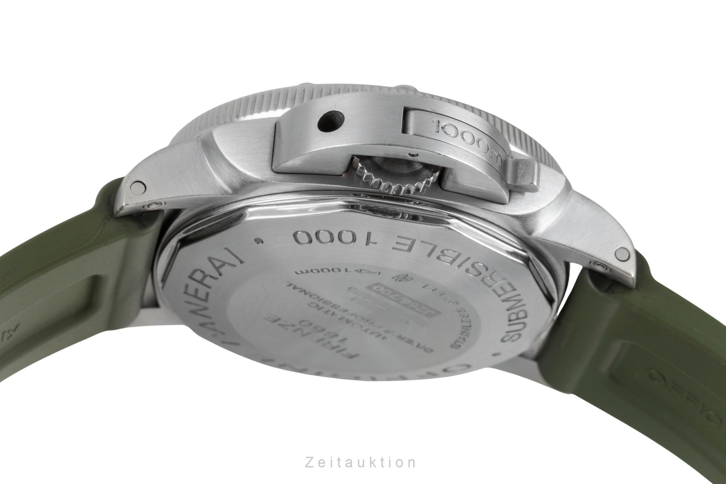 Panerai Submersible steel automatic men's watch PAM00243  [2605296]