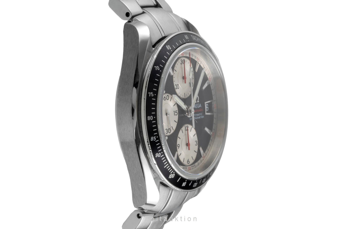 Omega Speedmaster Date Chronograph Stahl Automatik Ref. 3210.51.00 VP: 6100,- € [2605315]