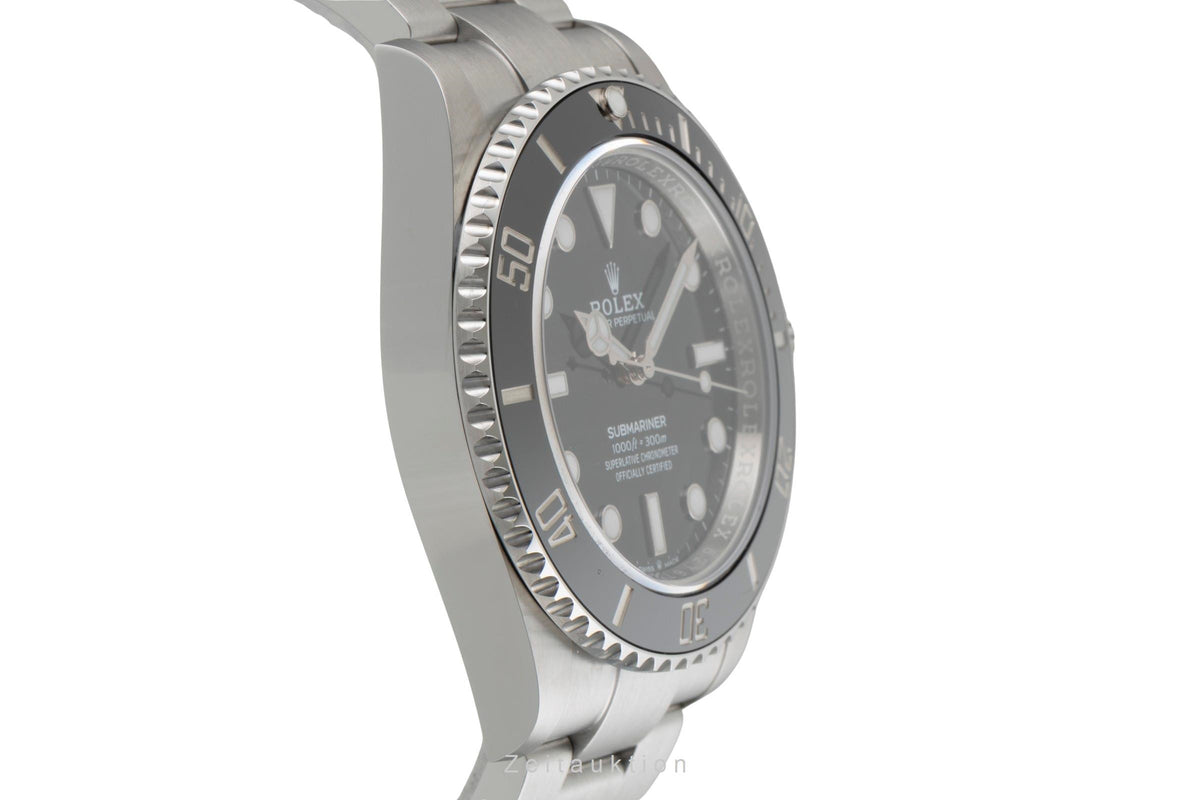 Rolex Submariner steel automatic men's watch 124060  [2605330]