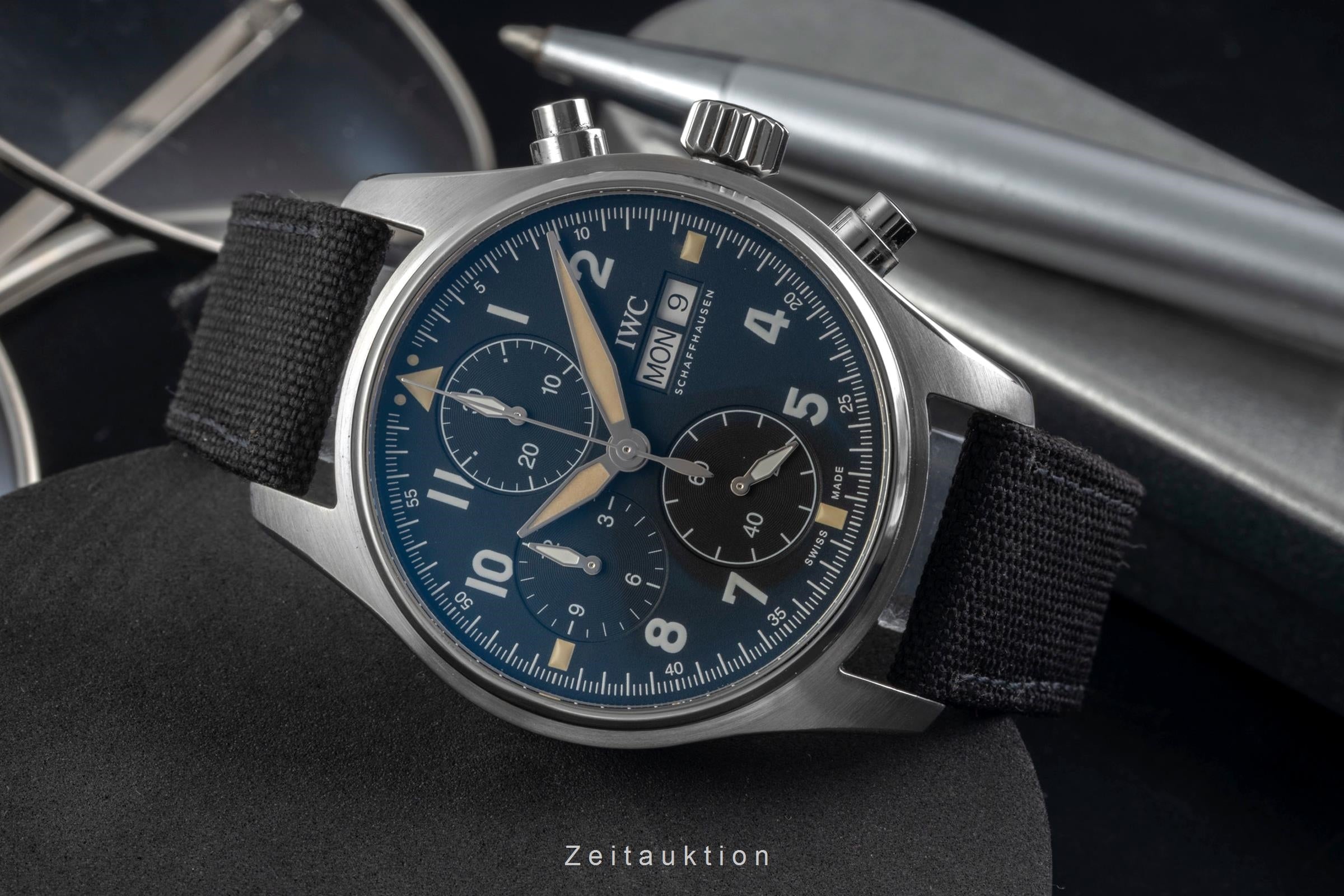 IWC Pilot Spitfire Chronograph Automatik Edelstahl Ref. IW387903 Box & Papiere [2605344]