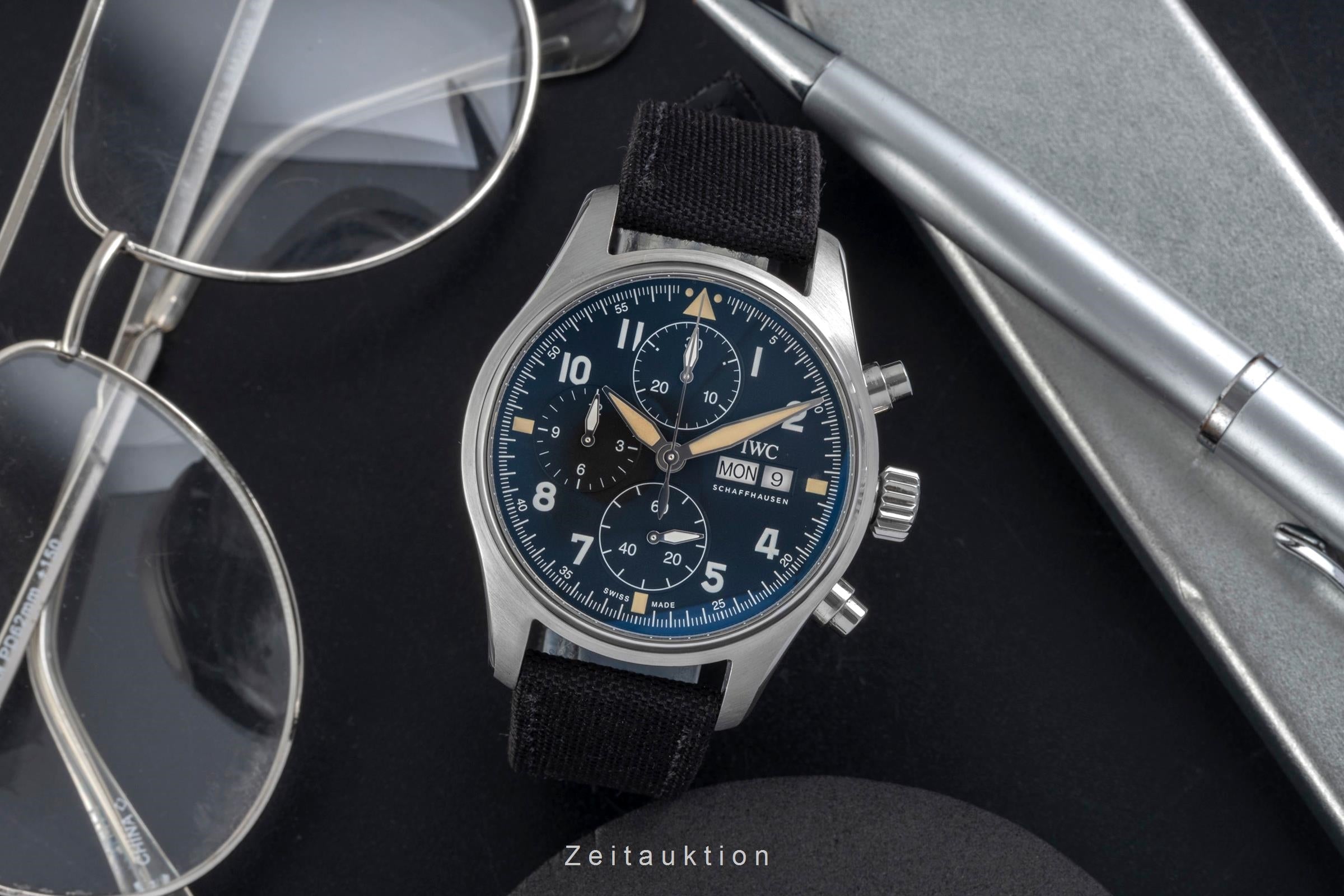 IWC Pilot Spitfire Chronograph Automatik Edelstahl Ref. IW387903 Box & Papiere [2605344]