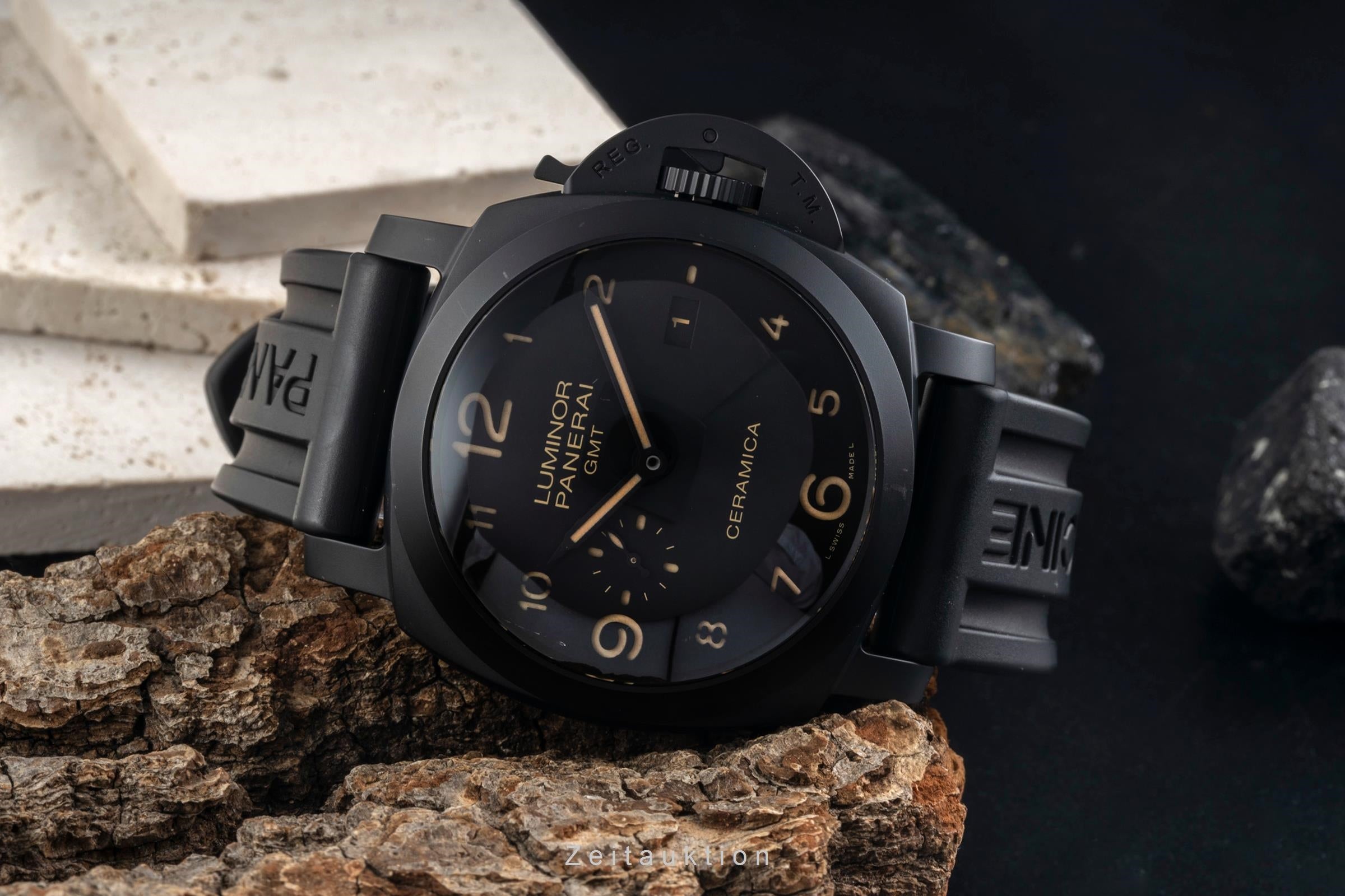 Panerai Luminor GMT ceramic / titanium automatic men's watch PAM00441  [2605347]