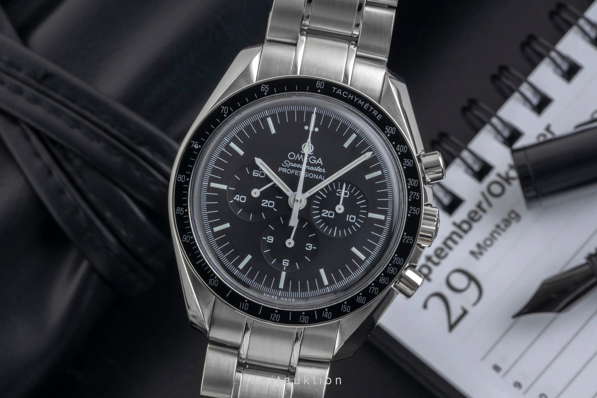 Omega Speedmaster Moonwatch Stahl Handaufzug Ref. 311.30.42.30.01.005 B&P  [2605371]