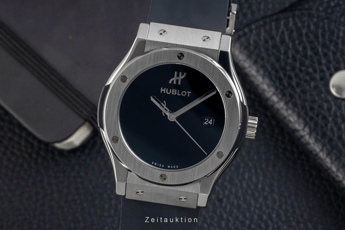 Hublot Classic Fusion titanium automatic men's watch 542.NX.1270.RX  [2605422]