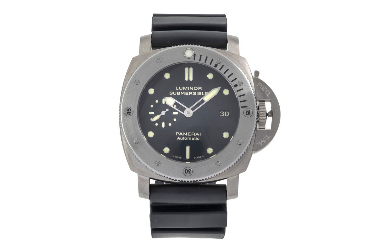 Panerai Submersible titanium automatic men's watch PAM00305 LP: 10900EUR  [2605459]