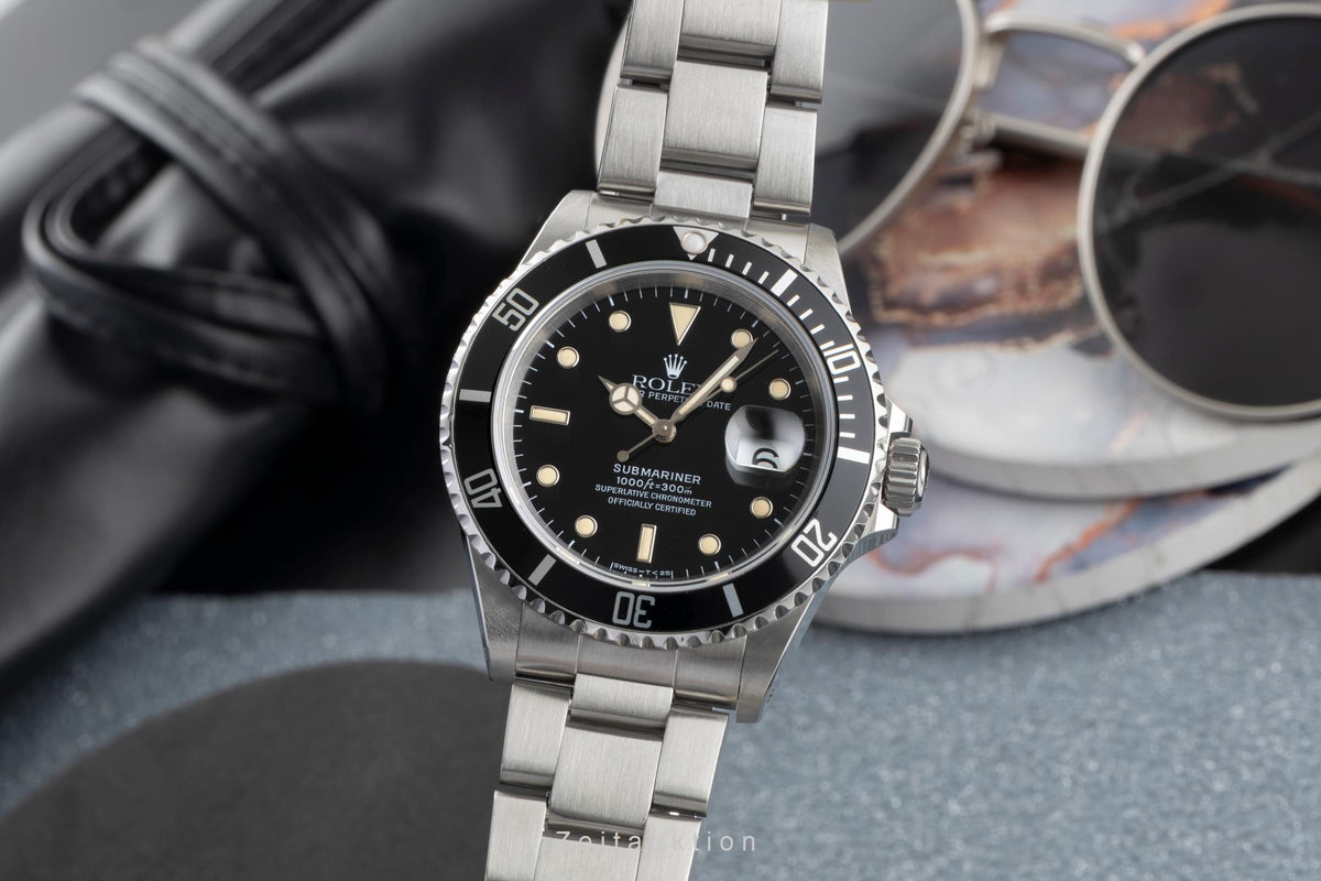 Rolex Submariner steel automatic men's watch 16610  [2605516]
