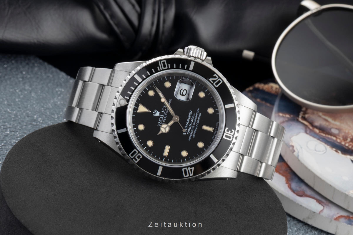 Rolex Submariner steel automatic men's watch 16610  [2605516]