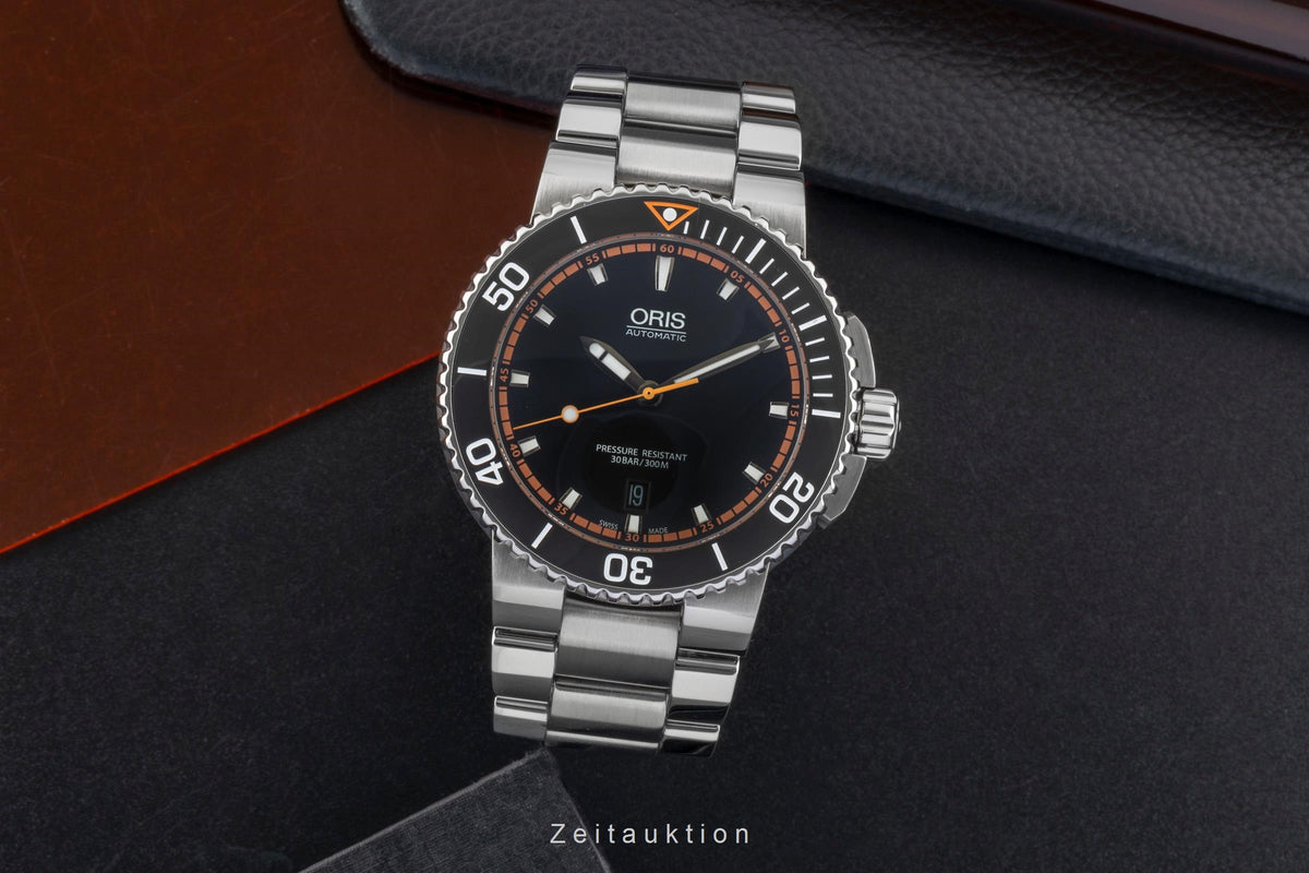 Oris Aquis Date acier automatique montre pour hommes 01 733 7653 4128-07 8 26 01PEB  [2605525]