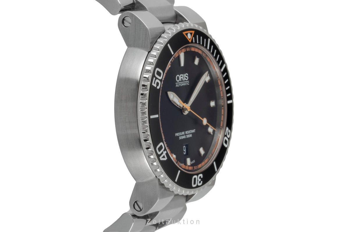 Oris Aquis Date acier automatique montre pour hommes 01 733 7653 4128-07 8 26 01PEB  [2605525]