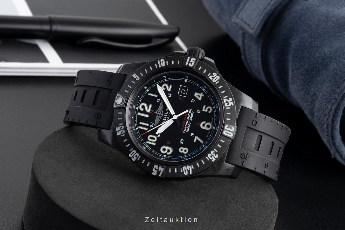 Breitling Colt Skyracer Breitlight Black Dial Quarz Herrenuhr Ref. X74320E4/BF87 [2605608]