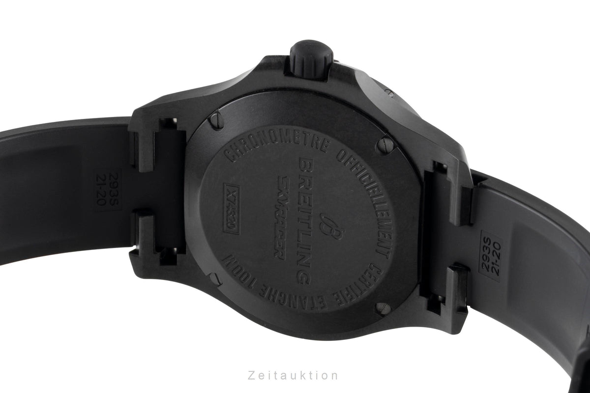 Breitling Colt Skyracer Breitlight Black Dial Quarz Herrenuhr Ref. X74320E4/BF87 [2605608]