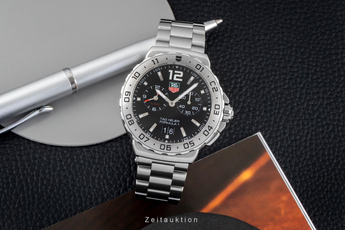 Tag Heuer Formula 1 Stahl Quarz Herrenuhr Ref. WAU111A.BA0858 Box & Papiere  [2605617]