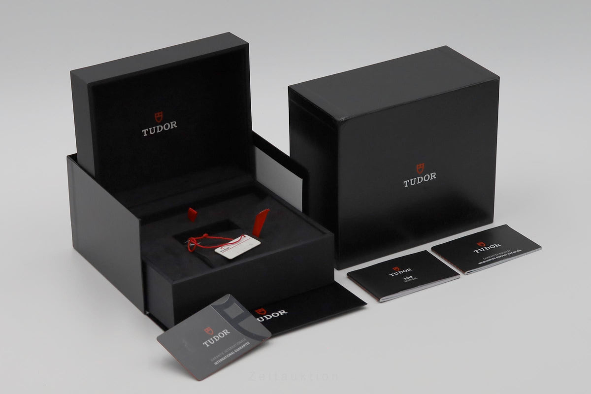 Tudor Black Bay steel automatic men's watch M79470-0002 LP: 4280EUR  [2605669]