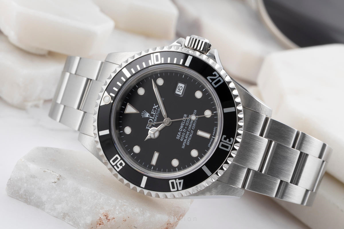 Rolex Sea-Dweller steel automatic men's watch 16600  [2605740]