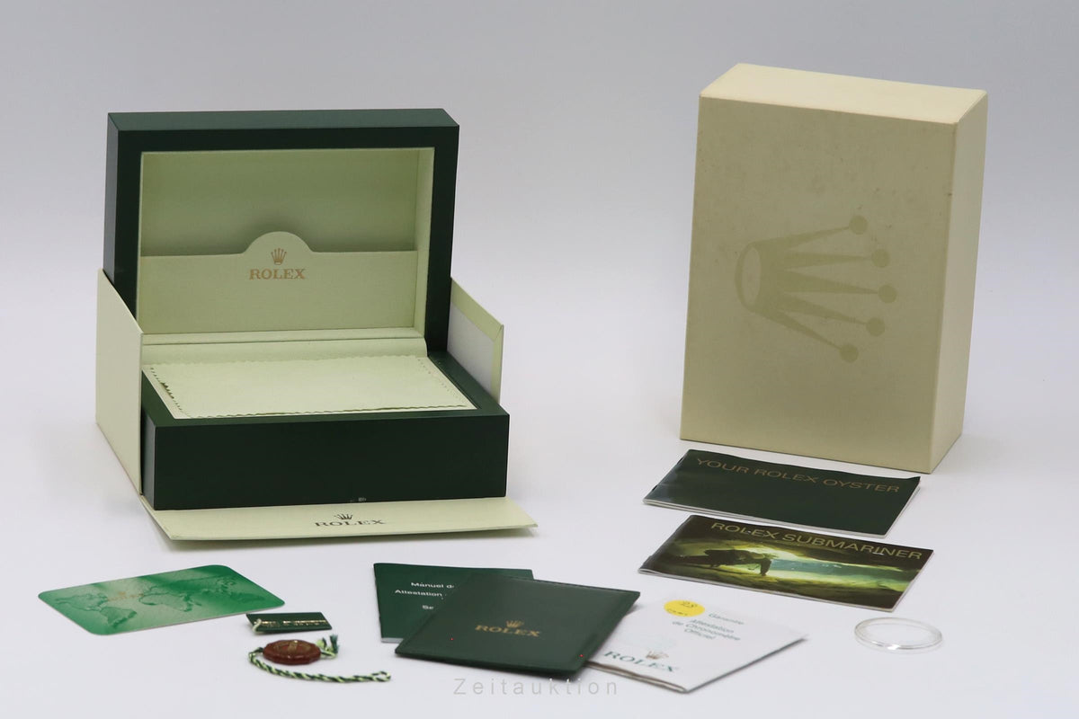 Rolex Sea-Dweller steel automatic men's watch 16600  [2605740]