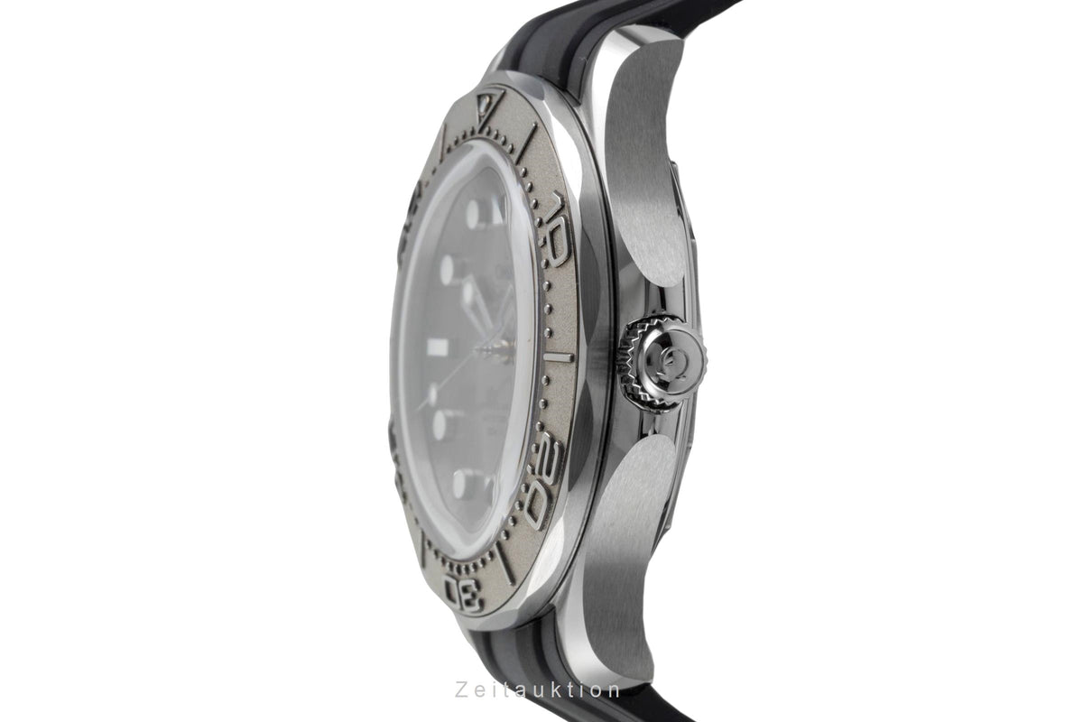 Omega Seamaster steel / titanium automatic men's watch 210.32.42.20.06.002 LP: 6700EUR  [2605801]