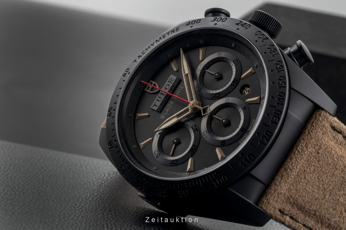 Tudor Black Shield chronograph ceramic / steel automatic men's watch M42000CN-0016  [2605813]