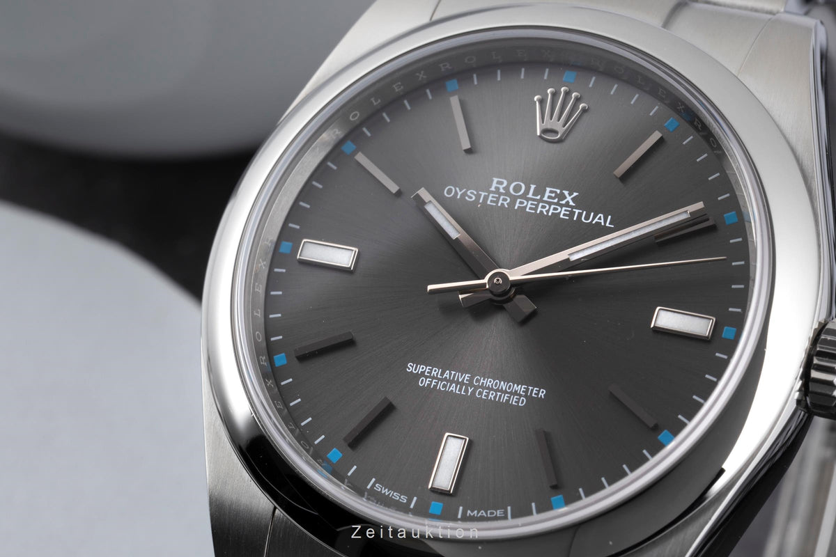Rolex Oyster Perpetual steel automatic men's watch 114300  [2605818]