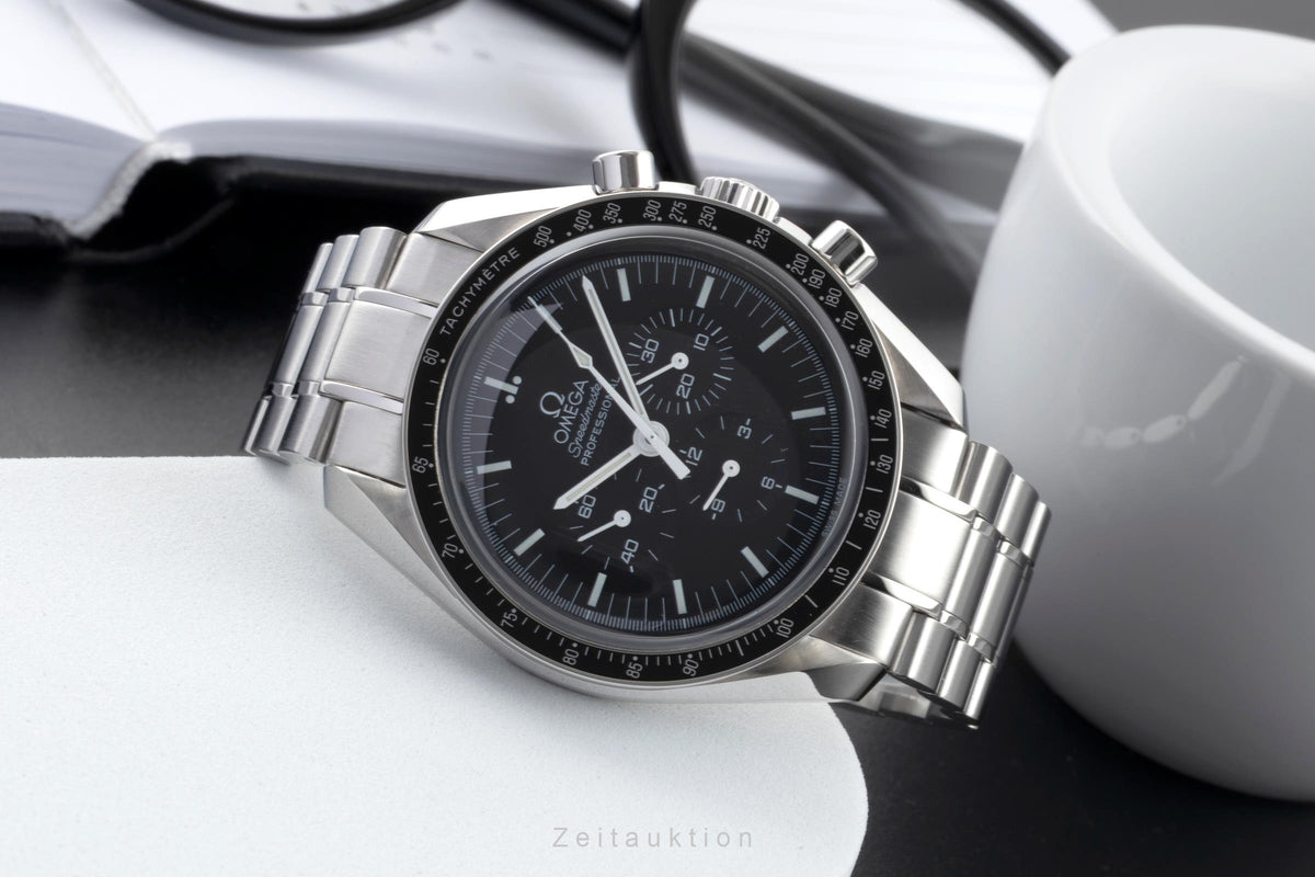 Omega Speedmaster Moonwatch chronographe acier à remontage manuel montre pour hommes 145.0022  [2605859]