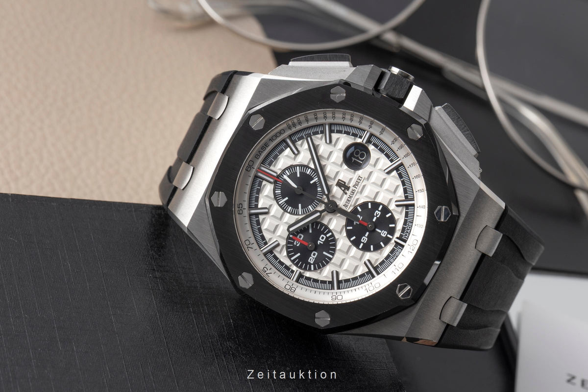 Audemars Piguet Royal Oak chronograph steel automatic men's watch 26400SO.OO.A002CA.01  [2605889]