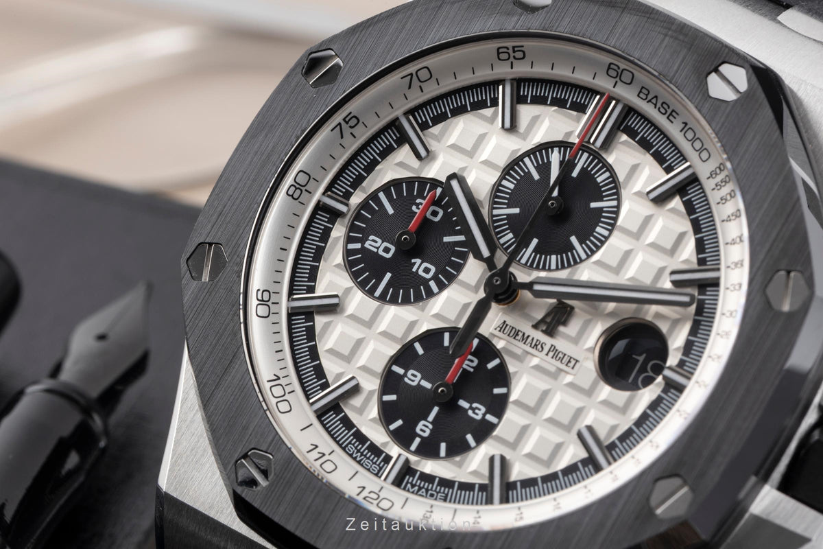 Audemars Piguet Royal Oak chronograph steel automatic men's watch 26400SO.OO.A002CA.01  [2605889]