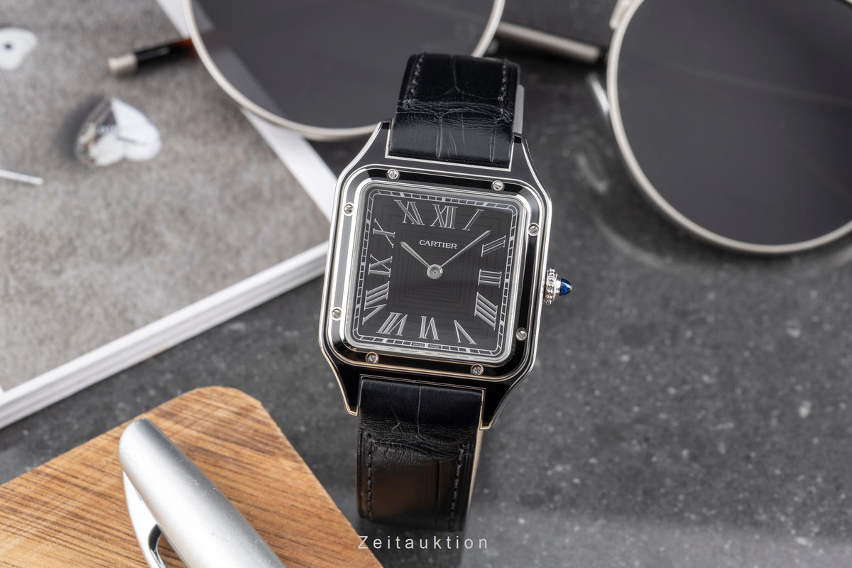 Cartier Santos Dumont Black Lacquer Handaufzug Herrenuhr Ref. WSSA0046 B&P 2025 [2605941]