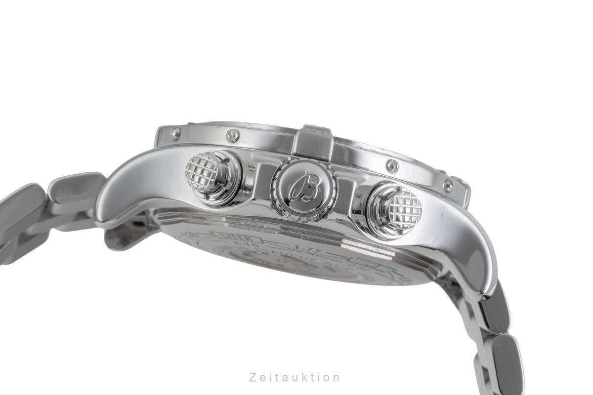 Breitling Super Avenger chronographe acier automatique montre pour hommes A13370  [2605971]
