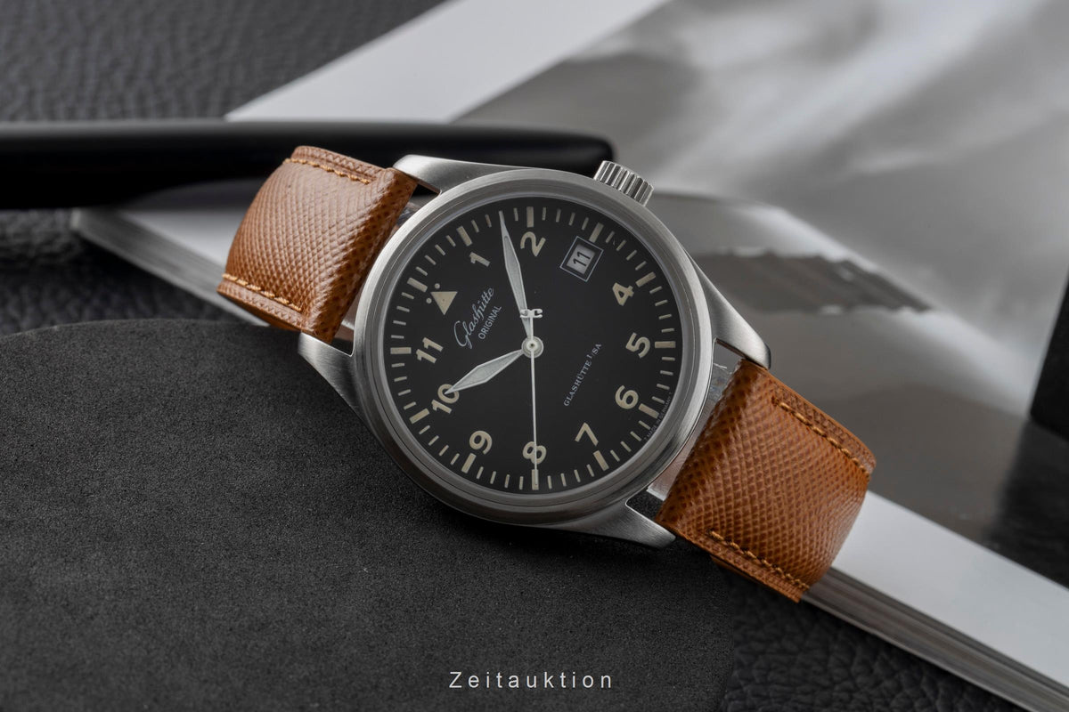Glashütte Navigator steel automatic men's watch 10-33-07-07-04  [2605984]