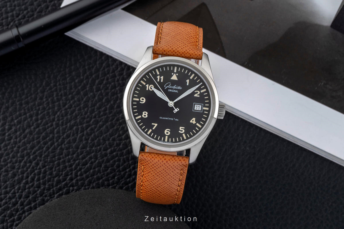 Glashütte Navigator steel automatic men's watch 10-33-07-07-04  [2605984]