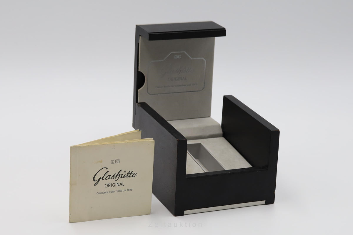 Glashütte Navigator steel automatic men's watch 10-33-07-07-04  [2605984]