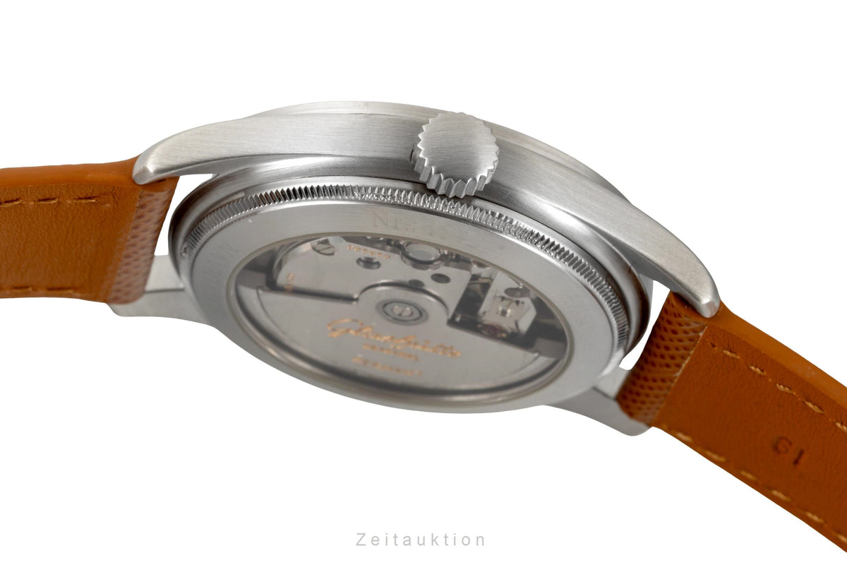 Glashütte Navigator steel automatic men's watch 10-33-07-07-04  [2605984]