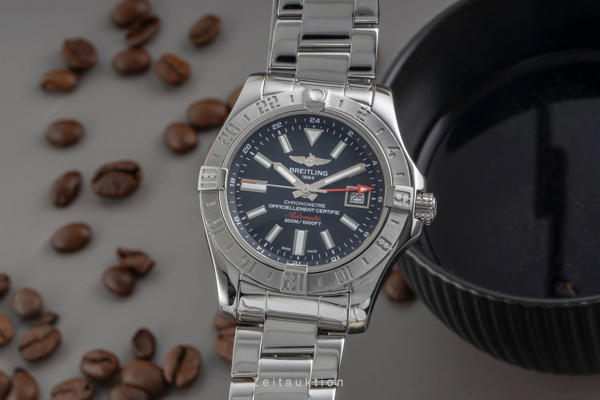 Breitling Avenger II GMT steel automatic men's watch A3239011/BC35  [2606026]
