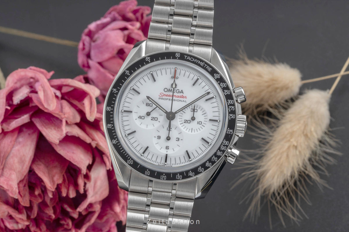 Omega Speedmaster Moonwatch chronograph steel manual winding men's watch 310.30.42.50.04.001 LP: 8800EUR  [2606056]