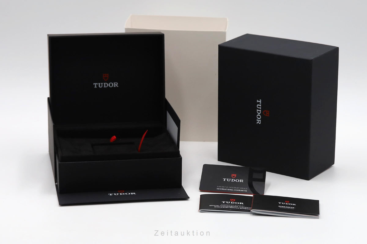 Tudor Black Bay acciaio automatismo orologio da uomo M7943A1A0NU-0002 LP: 4940EUR  [2606060]