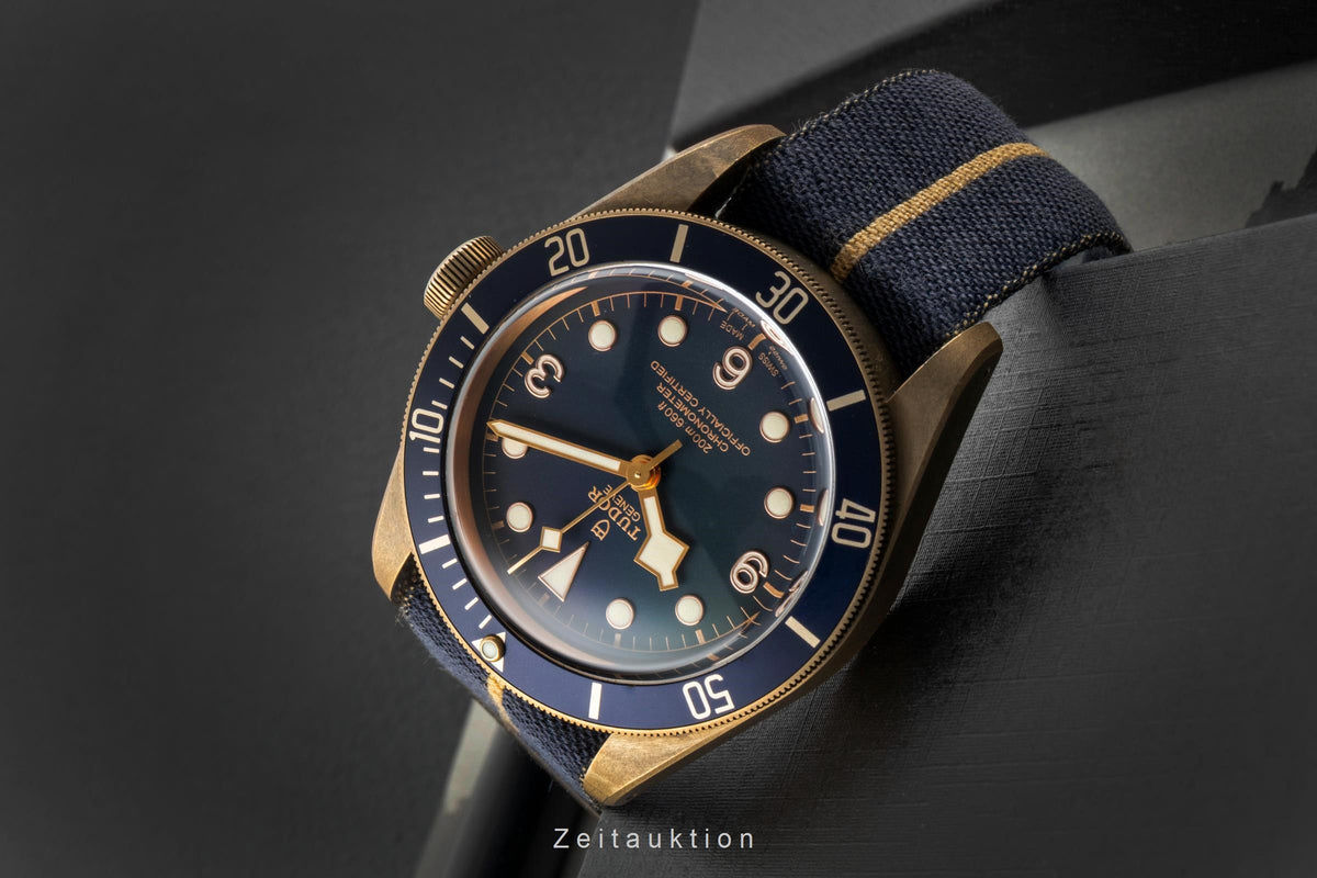 Tudor Black Bay bronze automatic men's watch 79250BB-0001  [2606119]