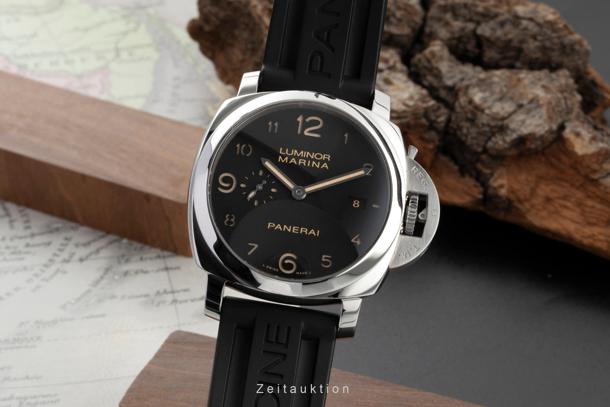 Panerai Luminor Marina steel automatic men's watch PAM00359 LP: 9900EUR  [2606138]