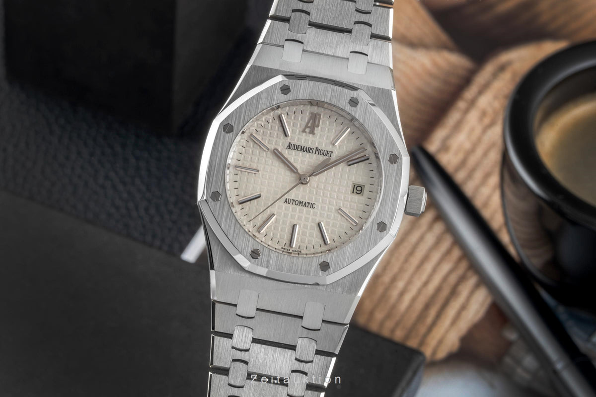 Audemars Piguet Royal Oak steel automatic men's watch 15300ST.OO.1220ST.01  [2606178]