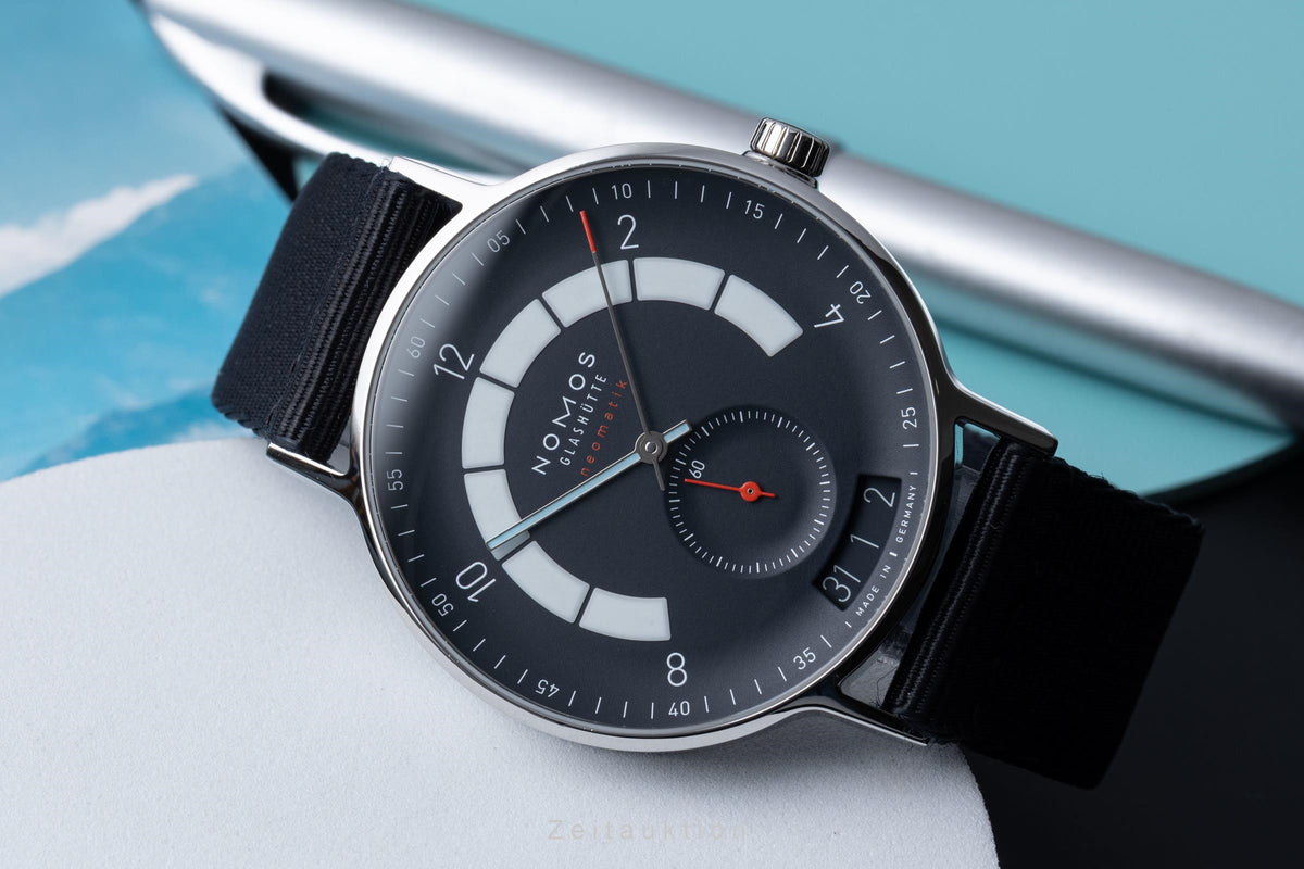 Nomos Neomatik steel automatic men's watch 1302 LP: 4400EUR  [2606198]