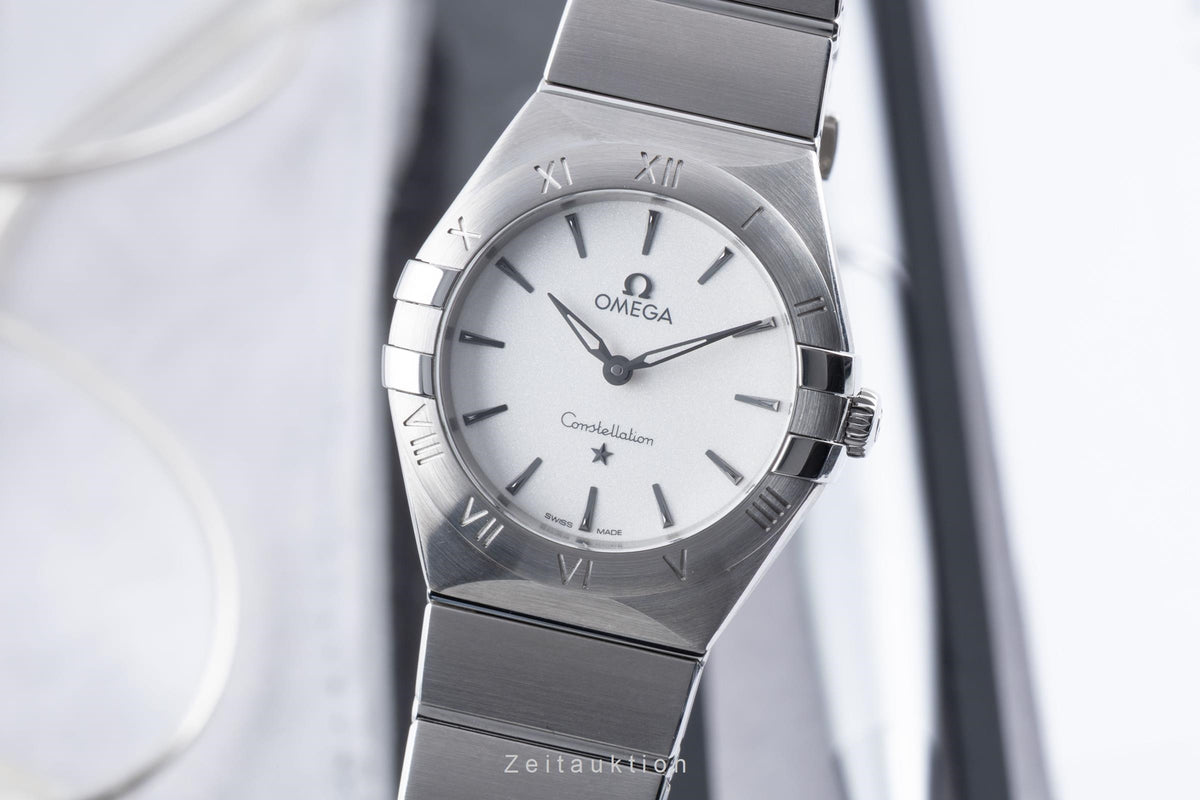 Omega Constellation Quartz Manhattan Stahl Damenuhr Ref. 131.10.28.60.02.001 B&P [2606239]