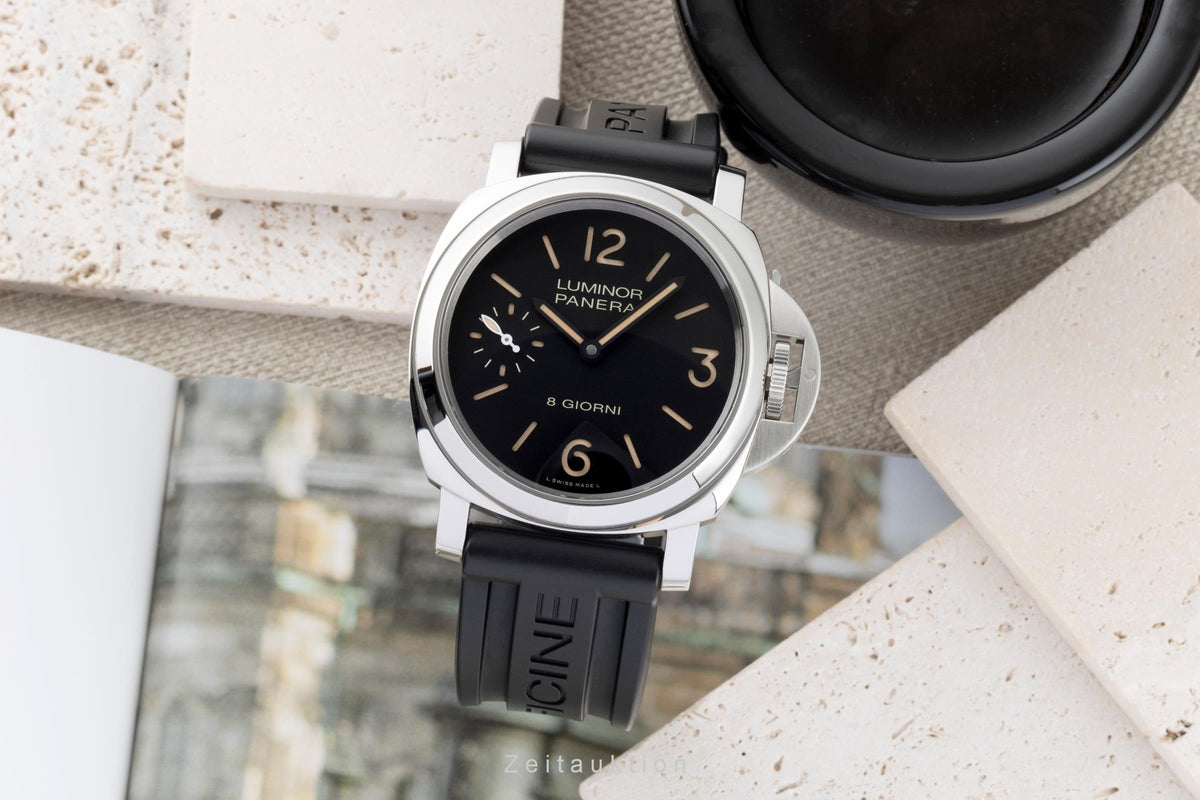Panerai Luminor  steel manual winding men's watch PAM00915 LP: 7900EUR  [2606306]