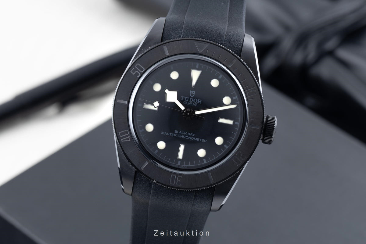 Tudor Black Bay céramique / acier automatique montre pour hommes 79210CNU LP: 5570EUR  [2606326]