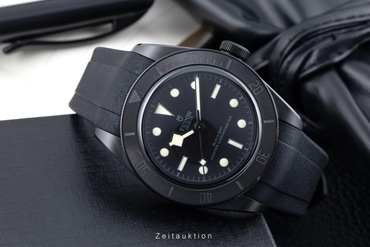 Tudor Black Bay céramique / acier automatique montre pour hommes 79210CNU LP: 5570EUR  [2606326]