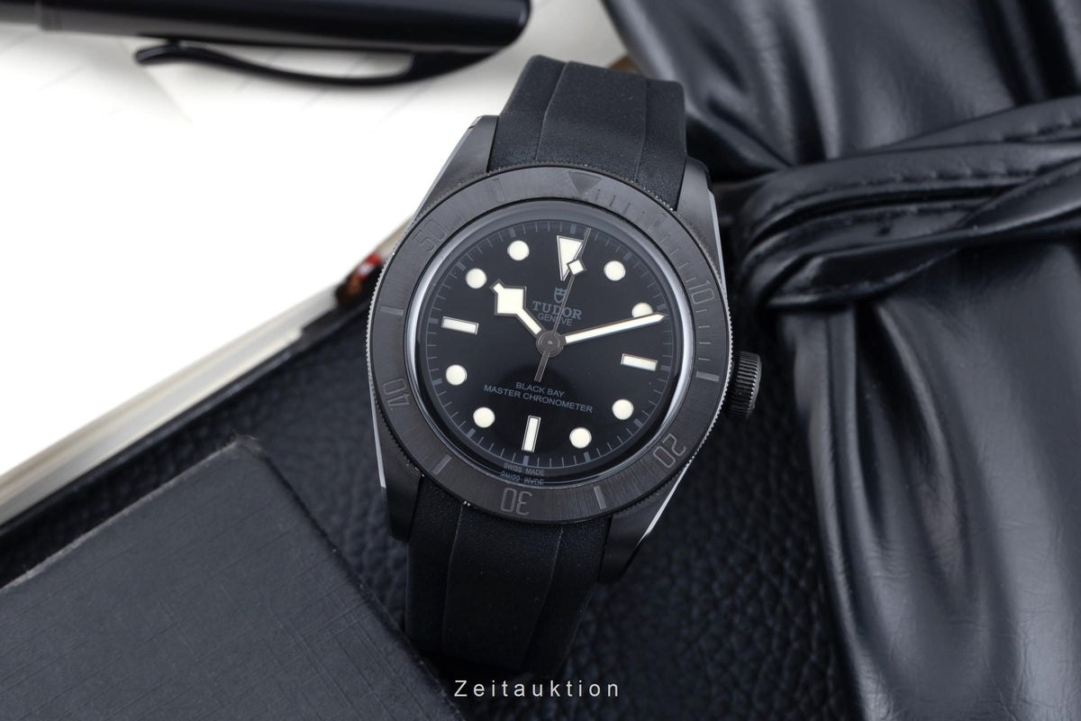 Tudor Black Bay céramique / acier automatique montre pour hommes 79210CNU LP: 5570EUR  [2606326]