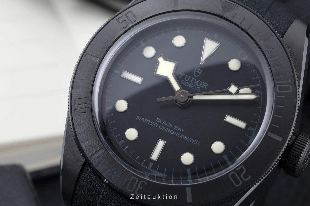 Tudor Black Bay céramique / acier automatique montre pour hommes 79210CNU LP: 5570EUR  [2606326]