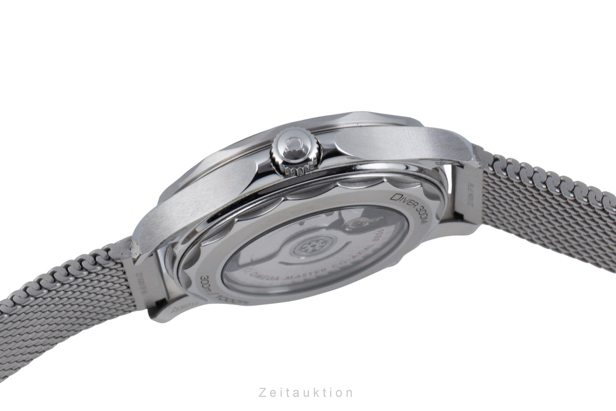 Omega Seamaster 300M Automatik Ref. 210.30.42.20.01.010 B&P 2026 NP: 7100,- € [2606333]