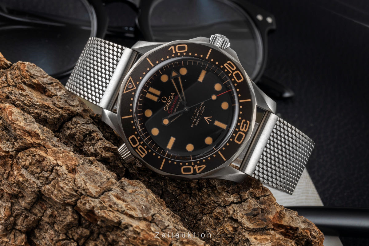 Omega Seamaster James Bond 007 Titan Automatik 210.90.42.20.01.001 NP: 10900,- € [2606415]