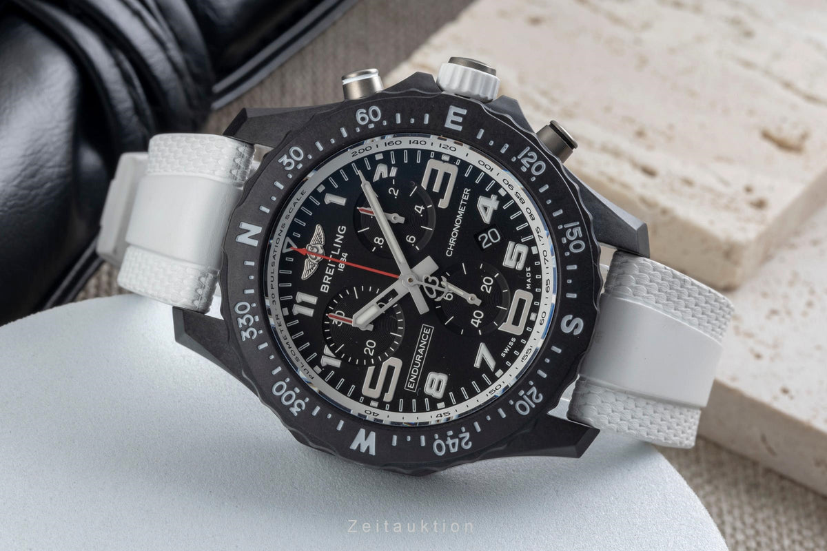 Breitling Endurance Pro chronograph breitlight quartz unisex X833102A1B1S1 LP: 3500EUR  [2606433]