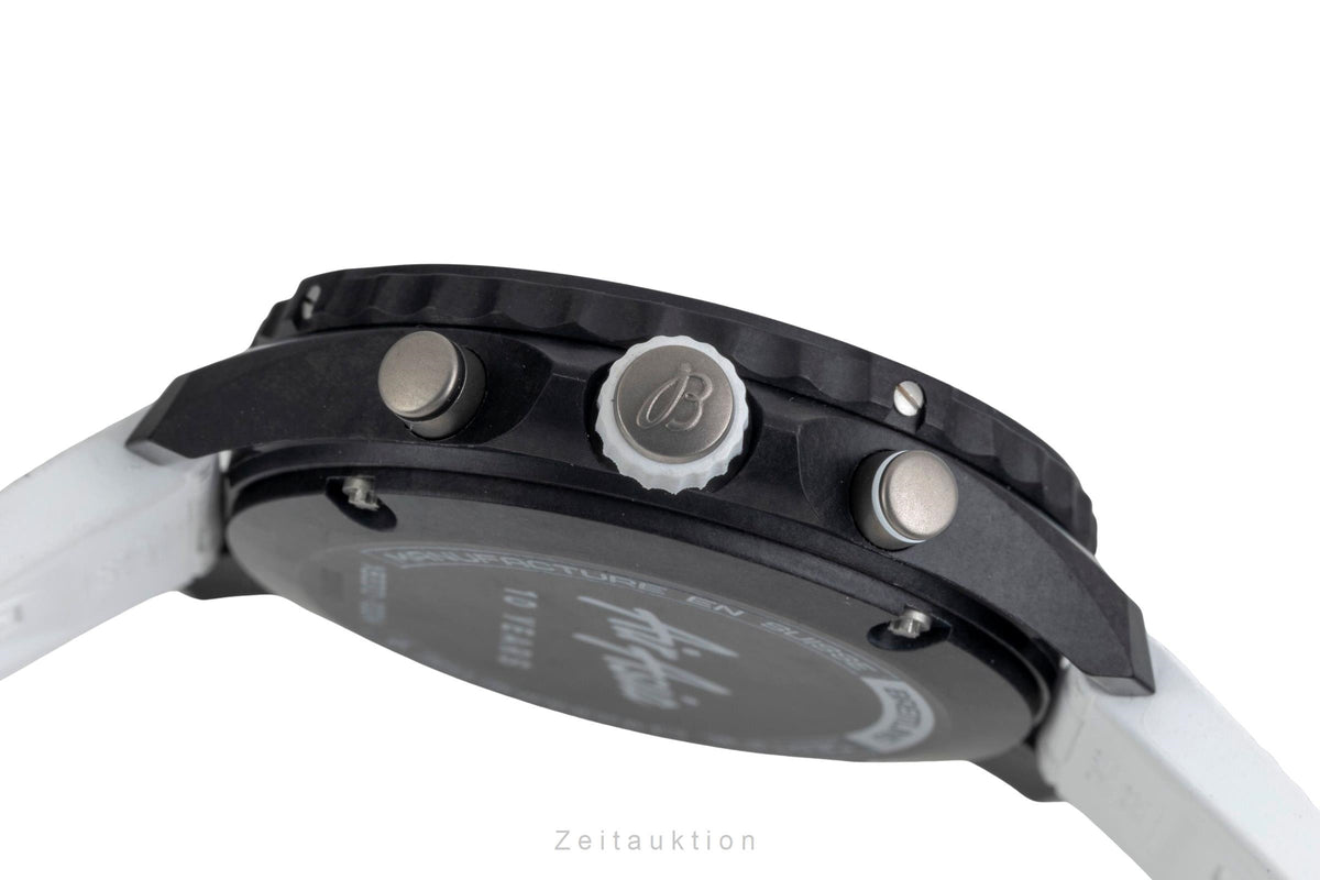 Breitling Endurance Pro chronograph breitlight quartz unisex X833102A1B1S1 LP: 3500EUR  [2606433]